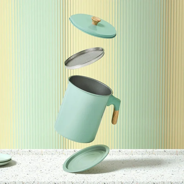 Pot, filter and lid shown separated in an exploded view